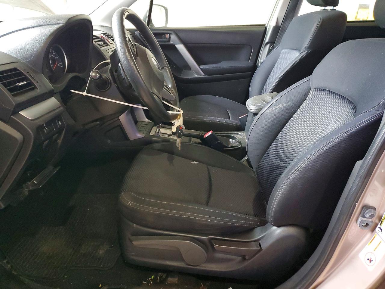 2015 SUBARU FORESTER 2.5I photo 13