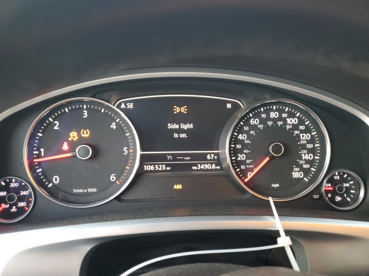 2014 VOLKSWAGEN TOUAREG V6 TDI photo 17