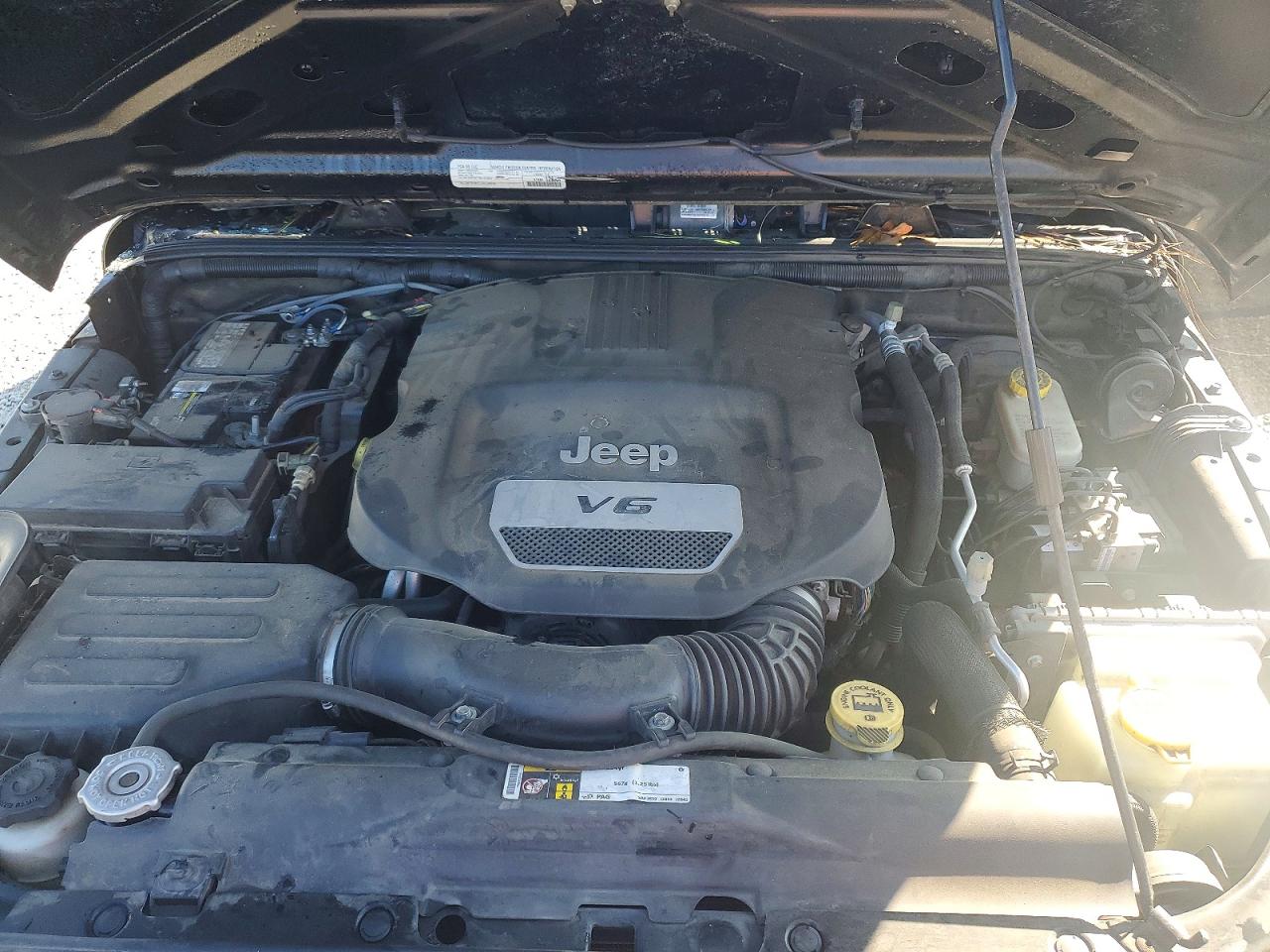 2015 JEEP WRANGLER UNLIMITED SPORT photo 23