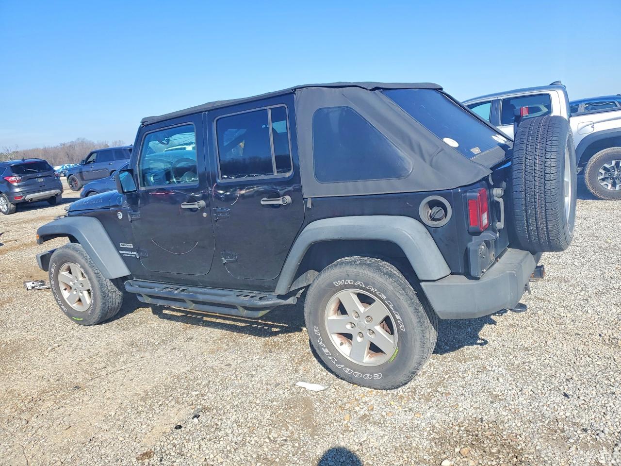 2015 JEEP WRANGLER UNLIMITED SPORT photo 3