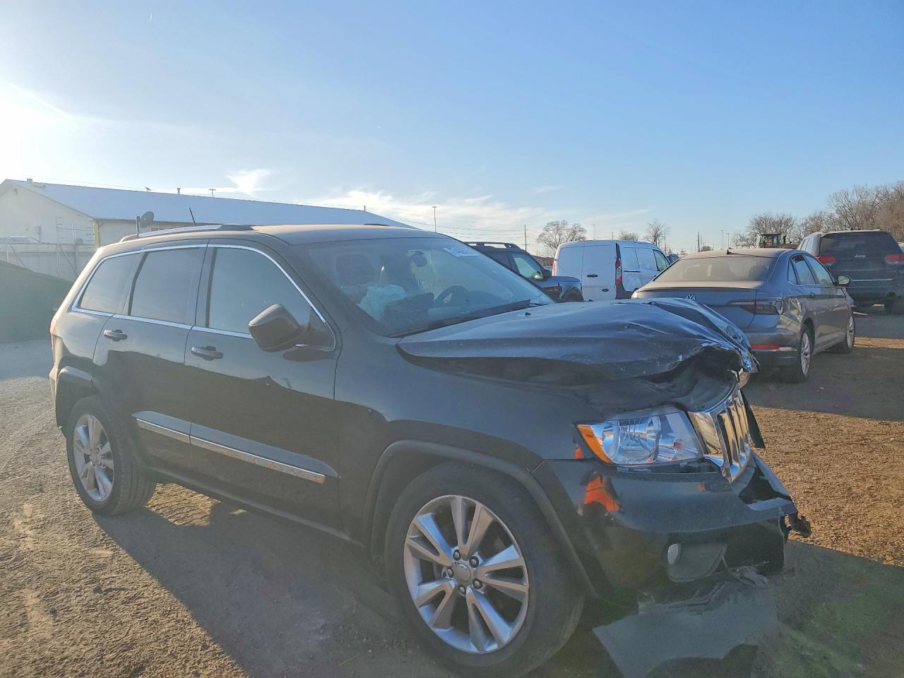 2012 JEEP GRAND CHEROKEE LAREDO photo 4
