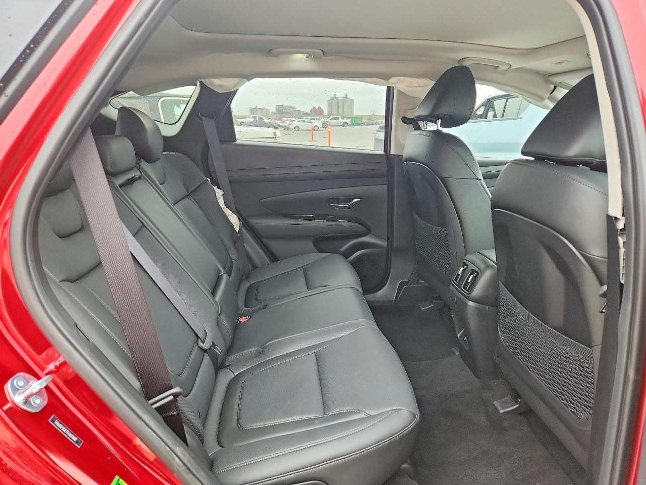 2026 HYUNDAI TUCSON LIMITED photo 31