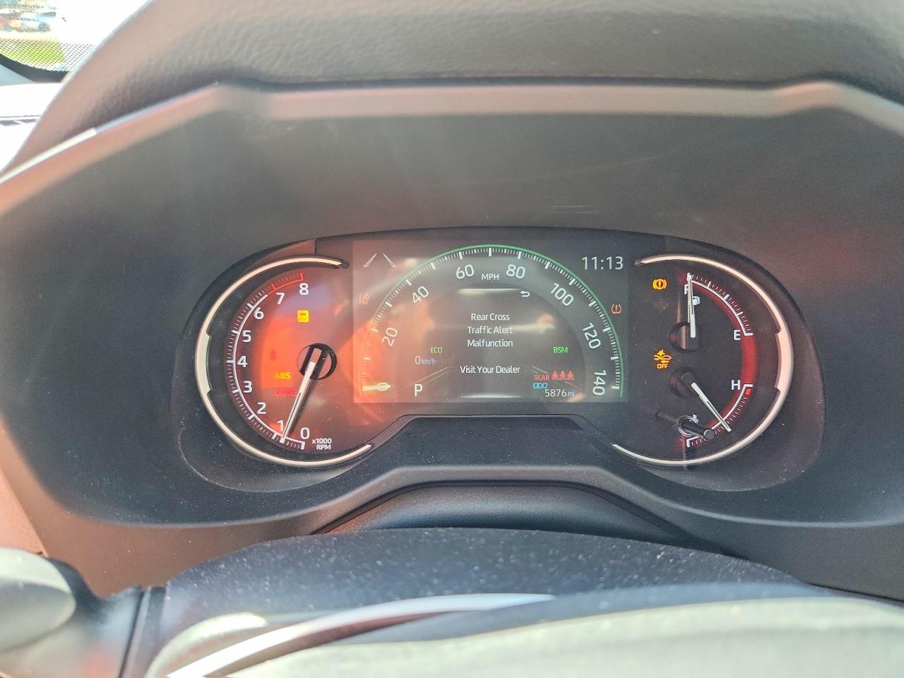 2025 TOYOTA RAV4 XLE PREMIUM photo 9
