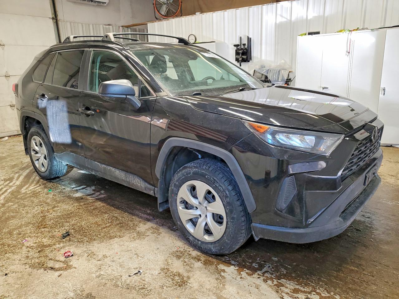 2021 TOYOTA RAV4 LE photo 7