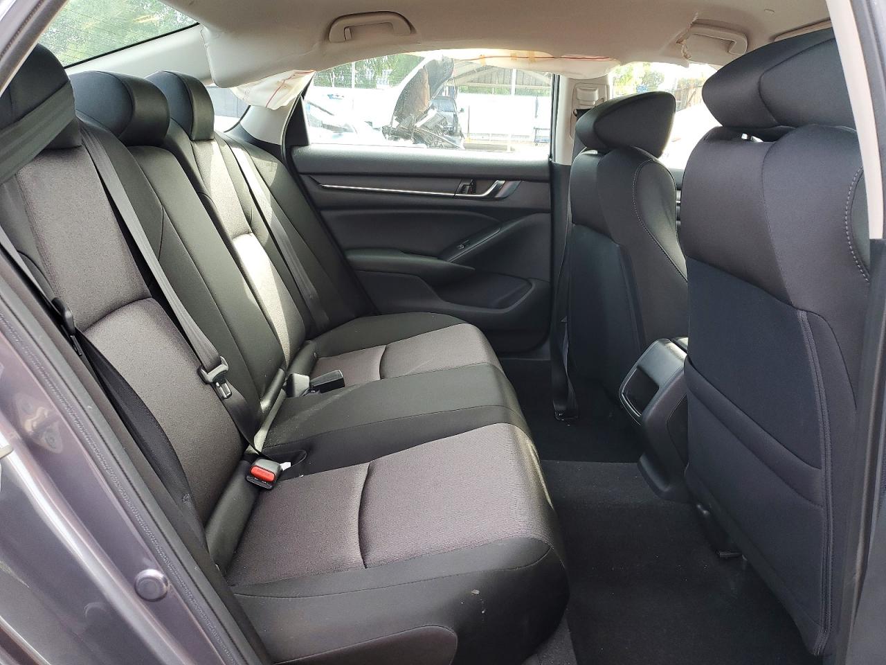 2020 HONDA ACCORD LX photo 10
