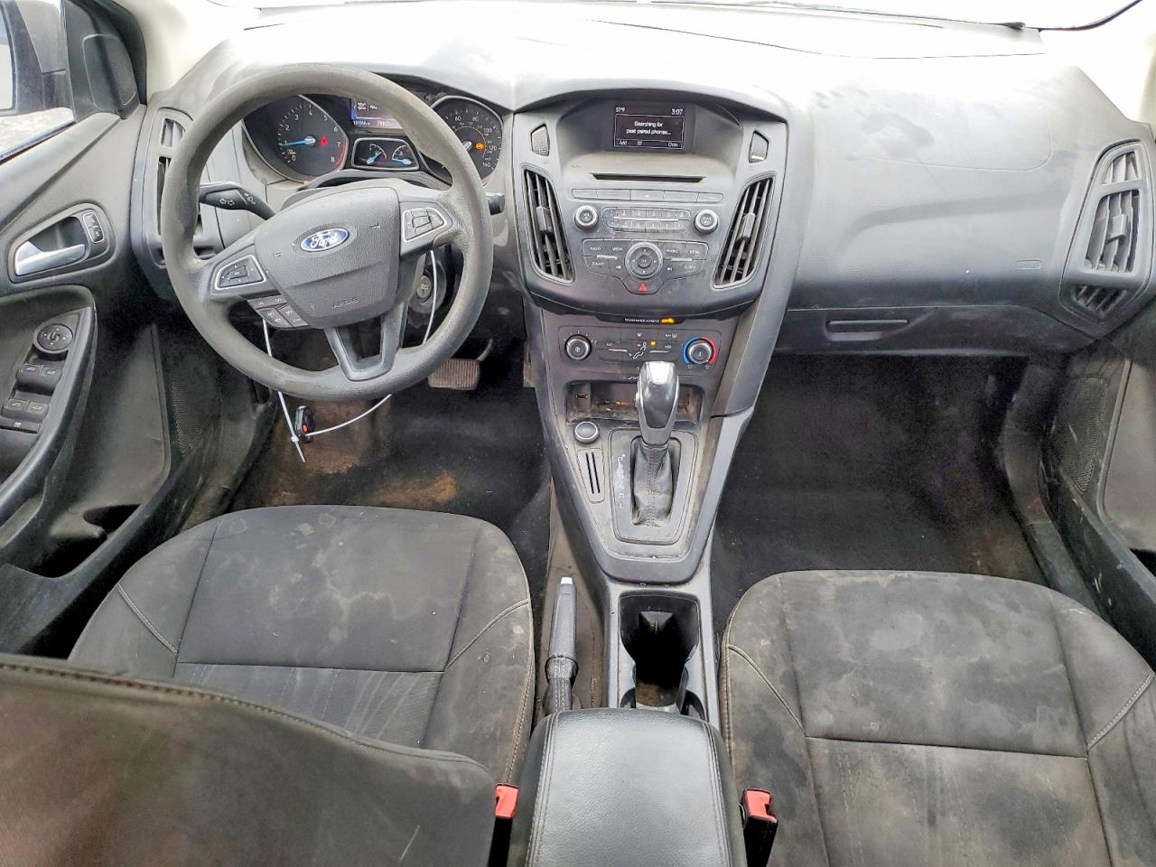 2015 FORD FOCUS SE photo 15