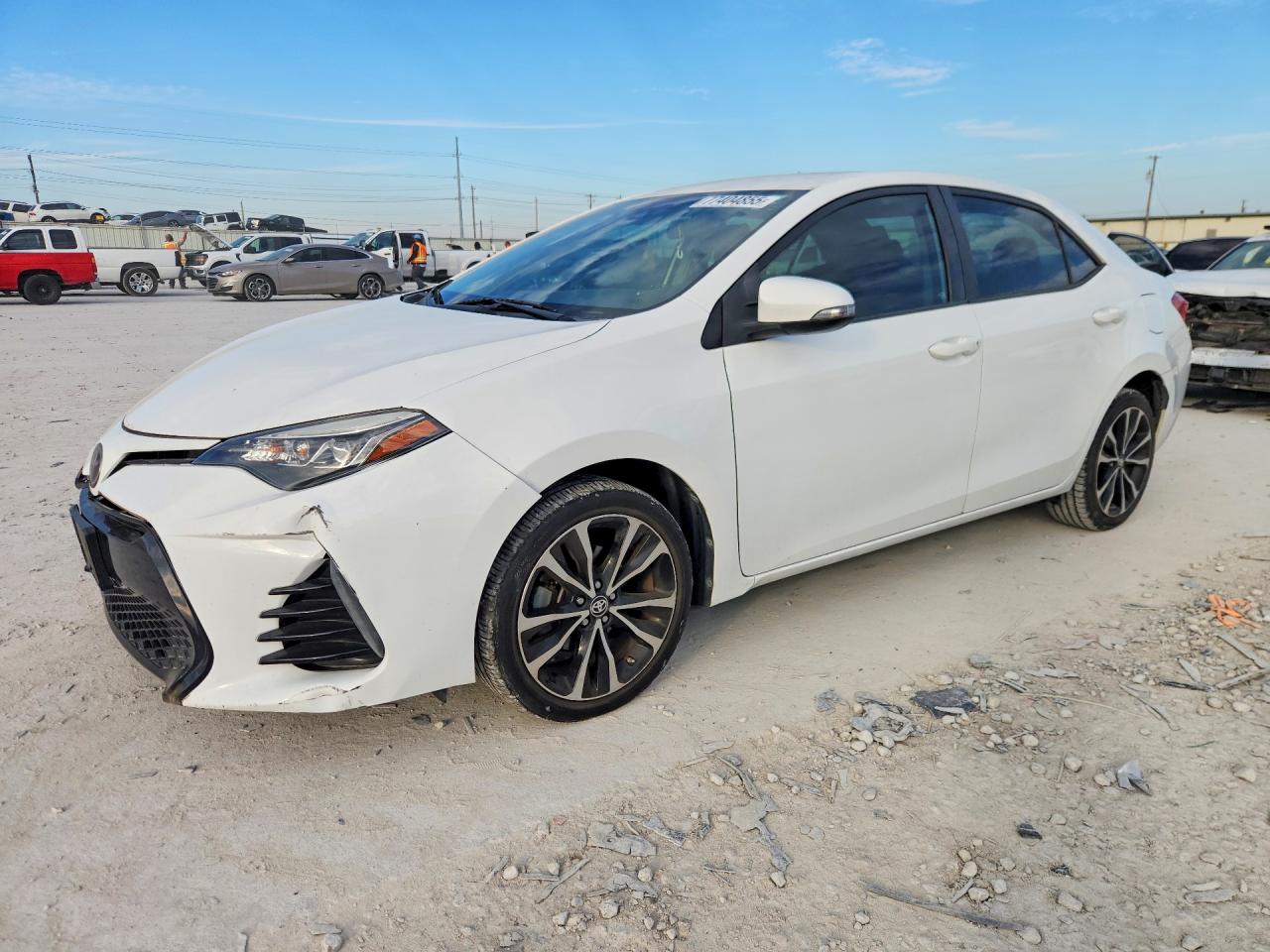 2017 TOYOTA COROLLA
