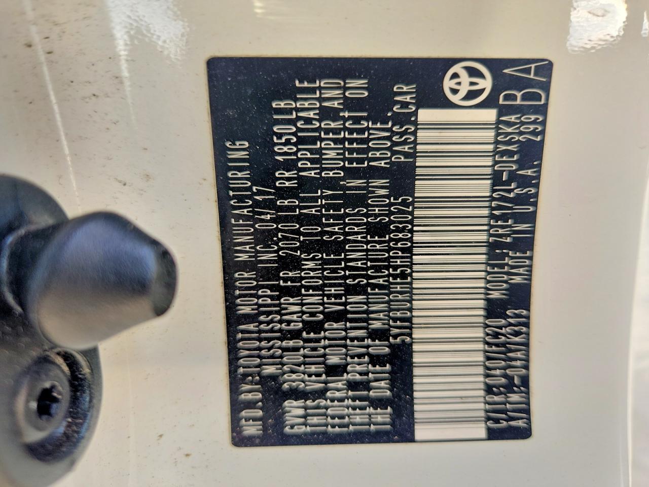 2017 TOYOTA COROLLA SE photo 34