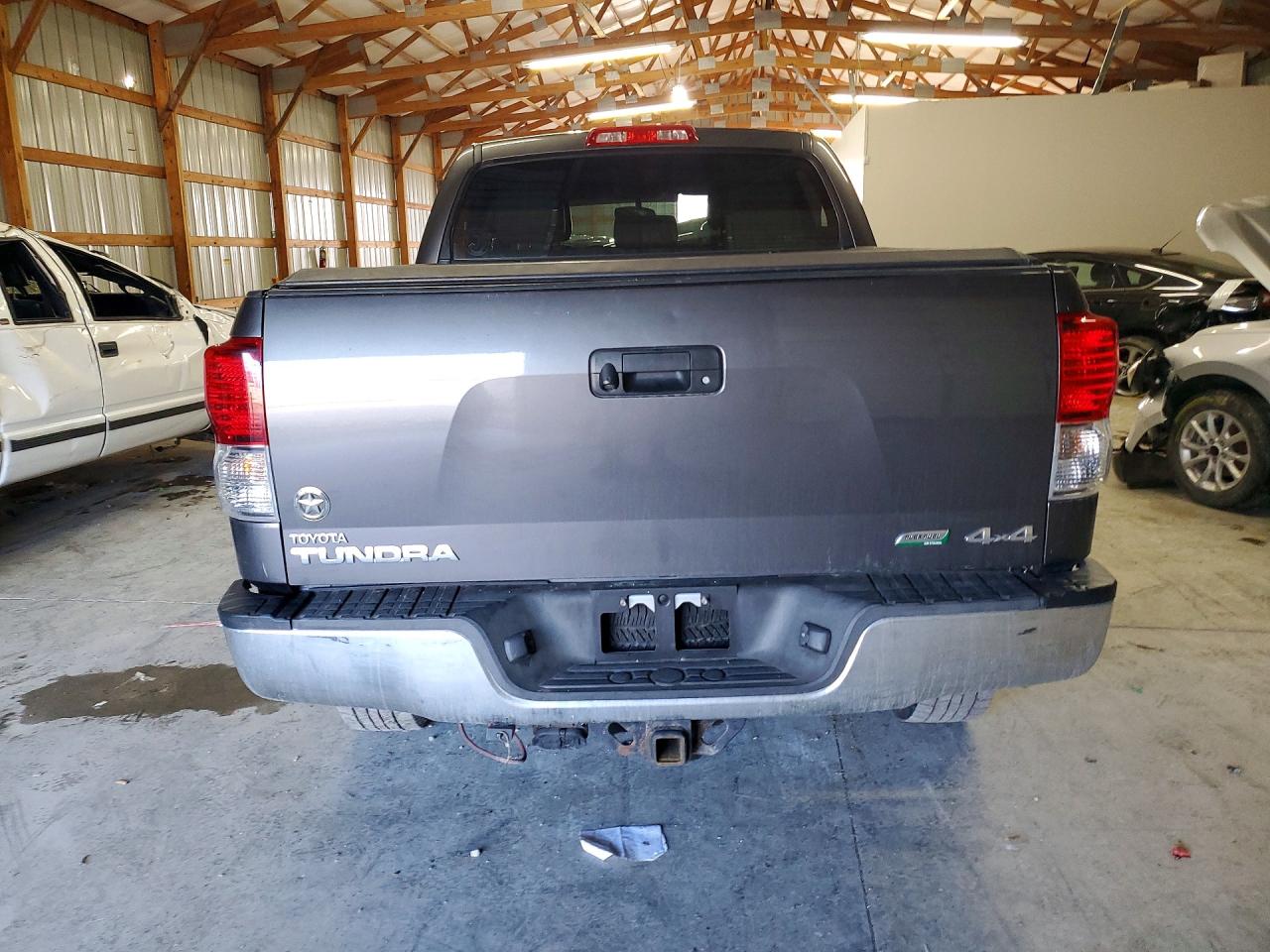 2013 TOYOTA TUNDRA CREWMAX SR5 photo 6