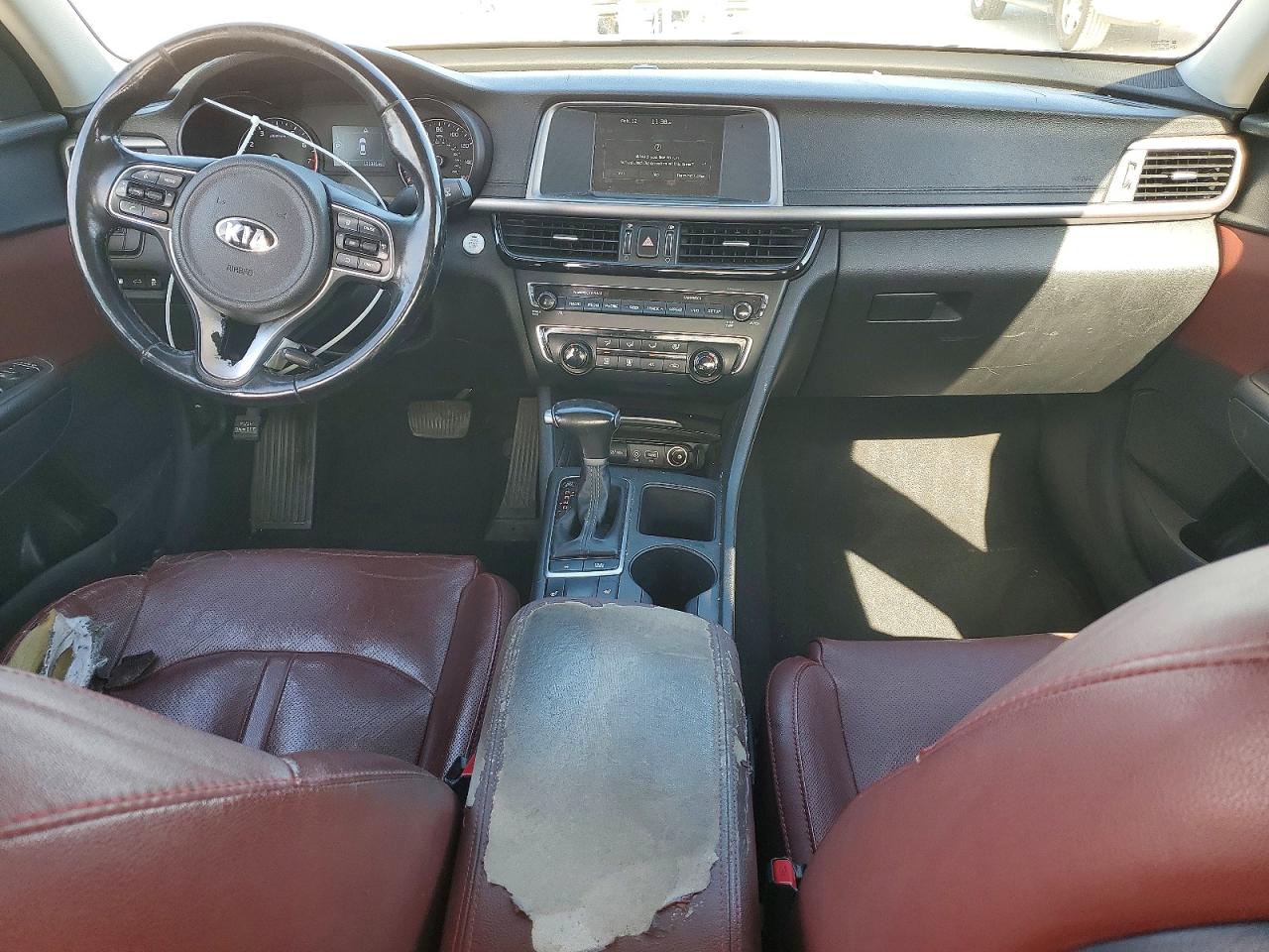 2017 KIA OPTIMA LX photo 8