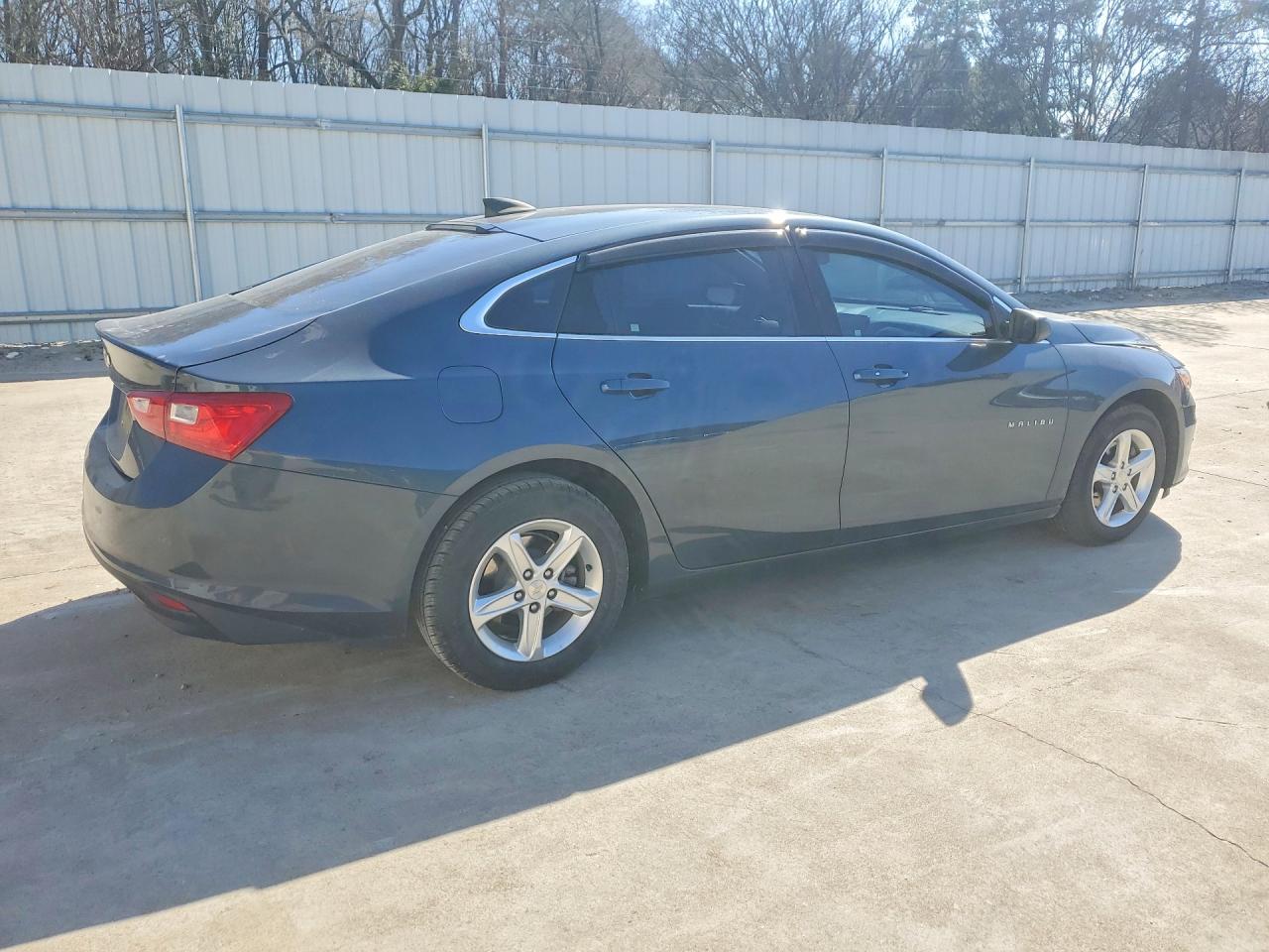 2020 CHEVROLET MALIBU LS photo 3
