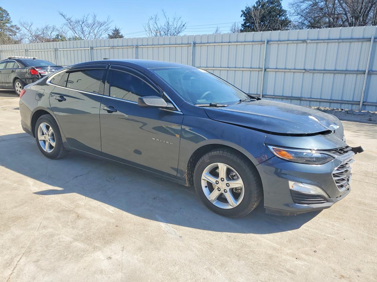 2020 CHEVROLET MALIBU LS photo 4