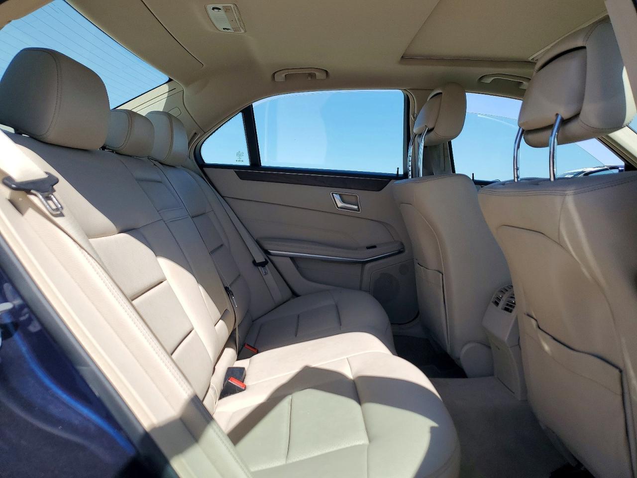 2016 MERCEDES-BENZ E 350 photo 10