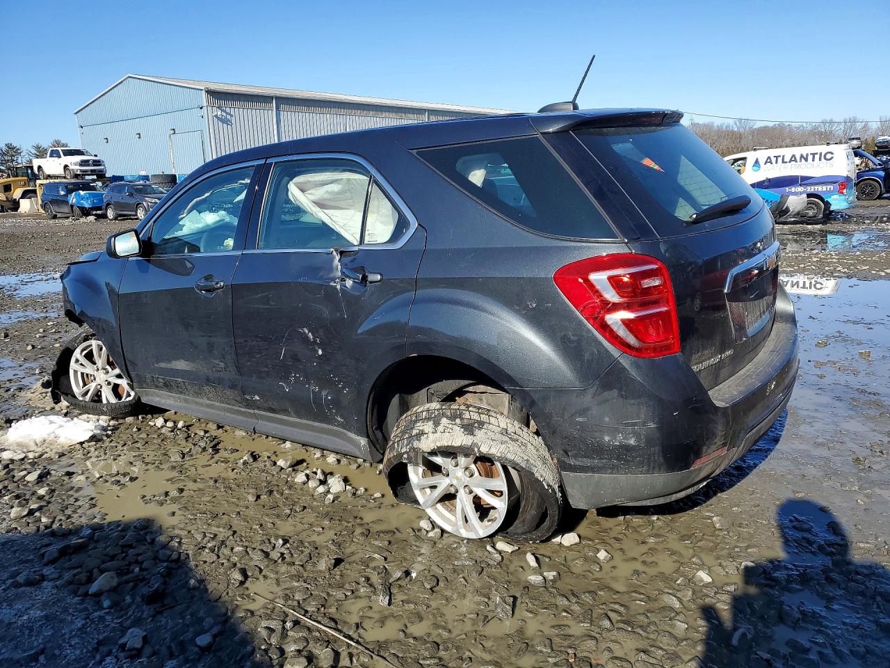 2017 CHEVROLET EQUINOX LS photo 4
