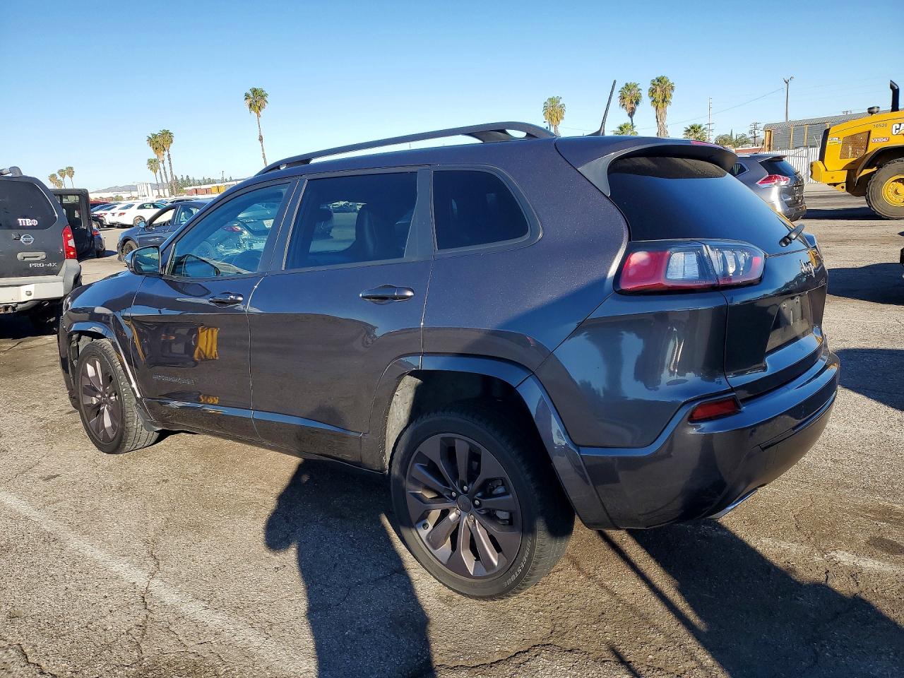 2019 JEEP CHEROKEE LIMITED photo 4