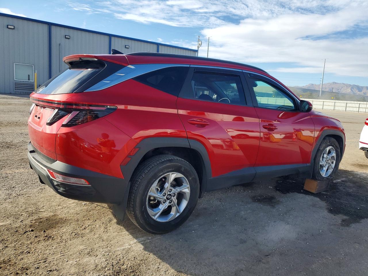 2022 HYUNDAI TUCSON SEL photo 5