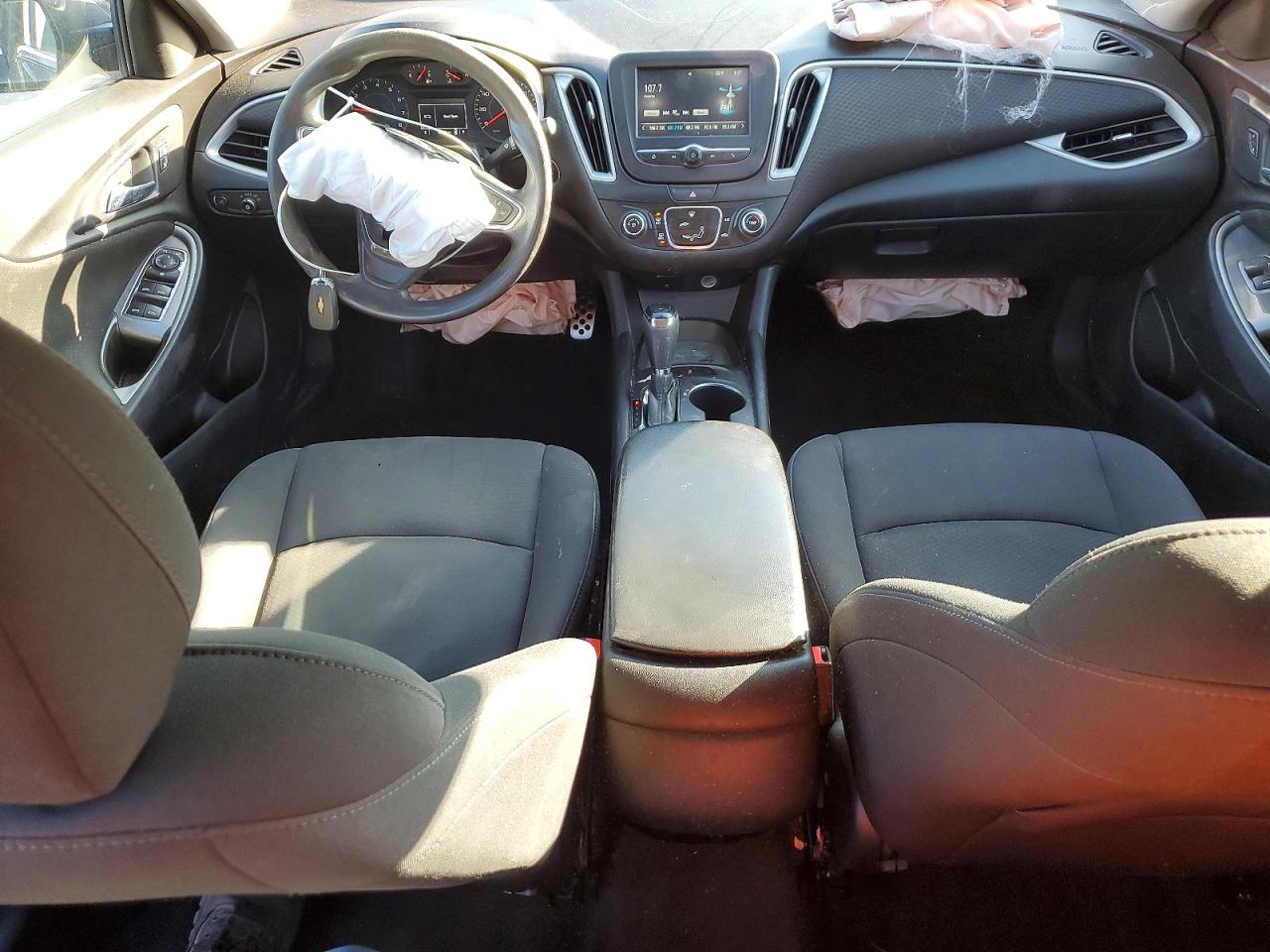 2016 CHEVROLET MALIBU LS photo 8