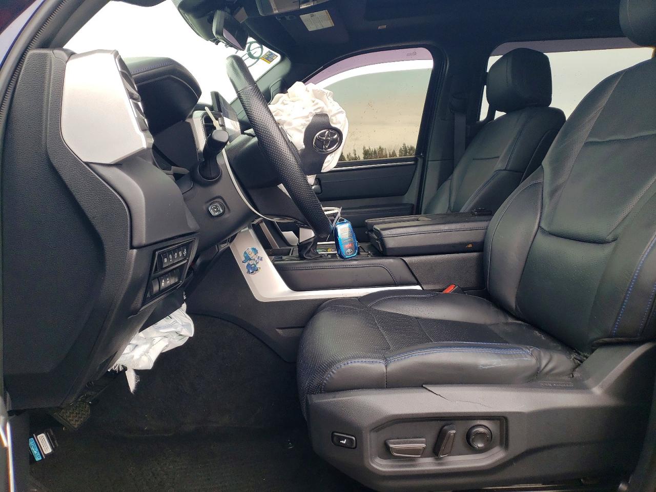 2024 TOYOTA TUNDRA CREWMAX PLATINUM photo 13