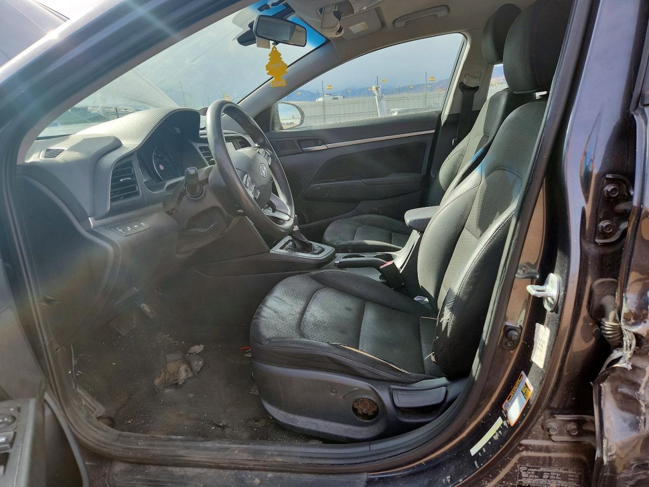2020 HYUNDAI ELANTRA SEL photo 13