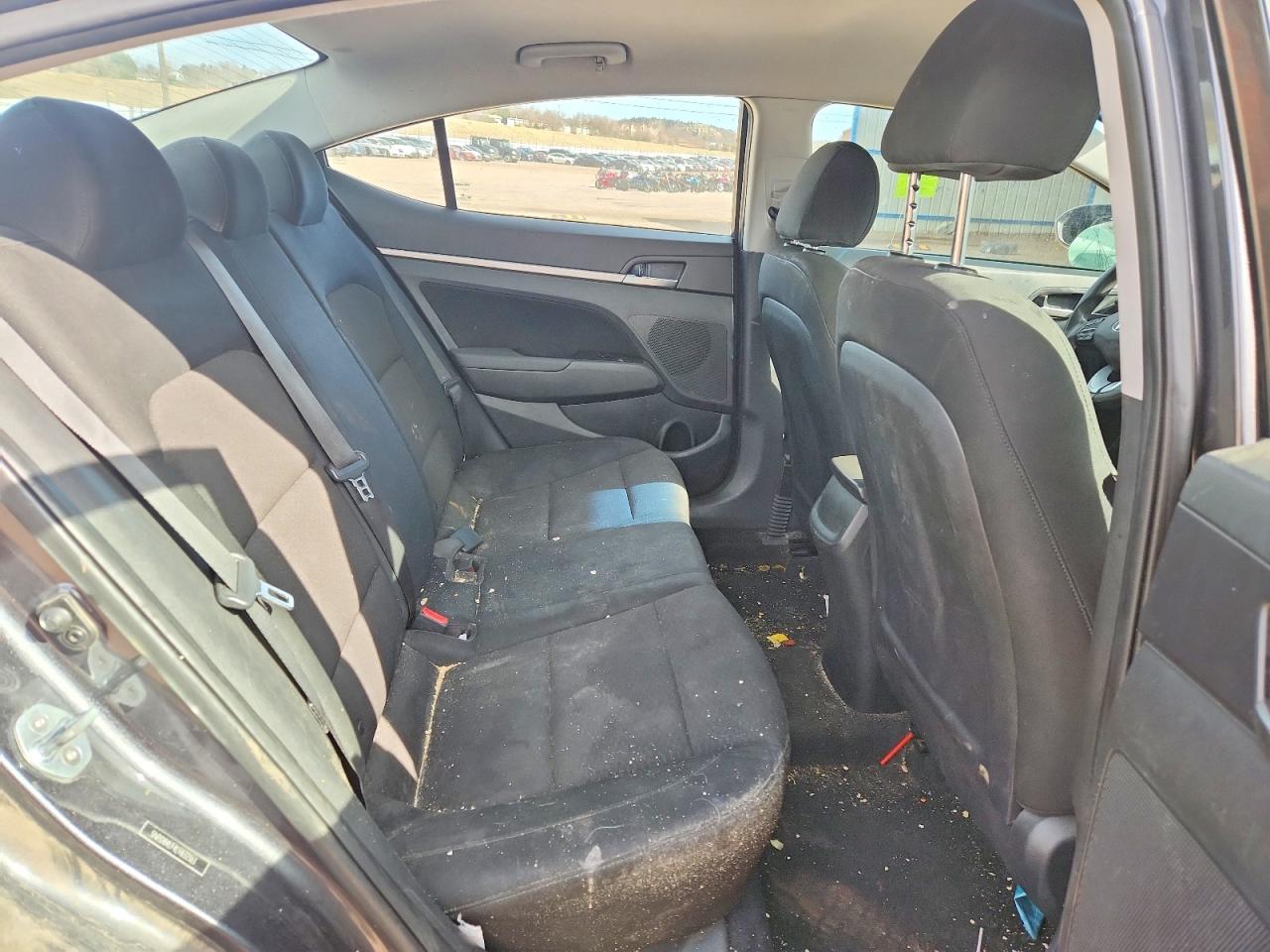 2020 HYUNDAI ELANTRA SEL photo 19