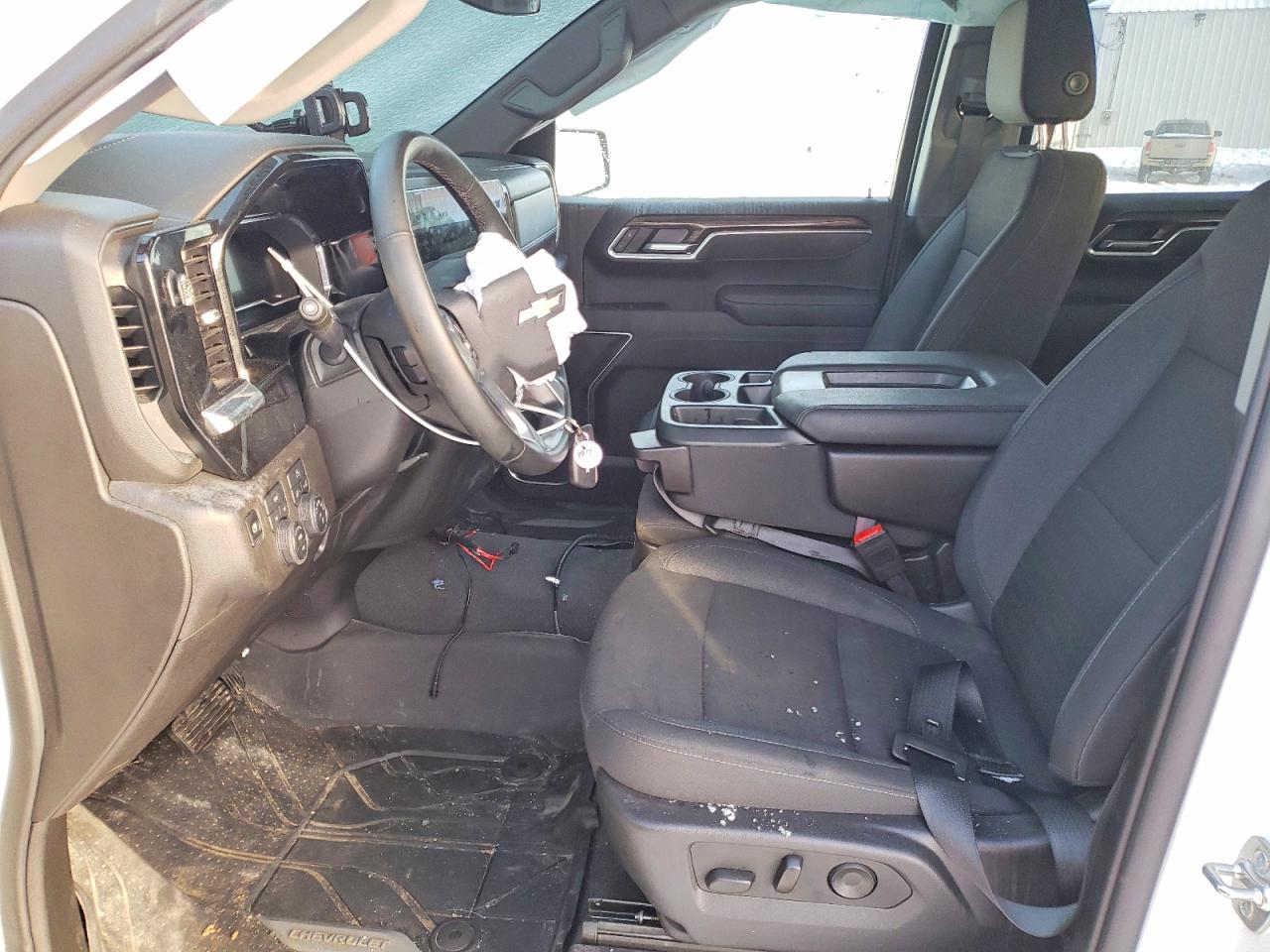 2025 CHEVROLET SILVERADO K1500 LT photo 19