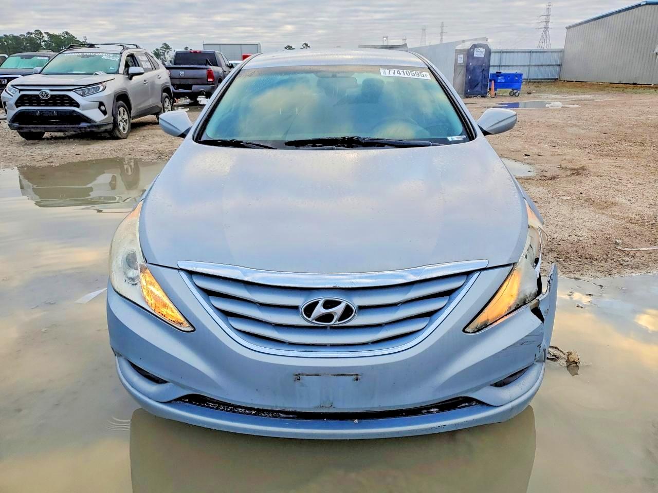 2012 HYUNDAI SONATA GLS photo 9