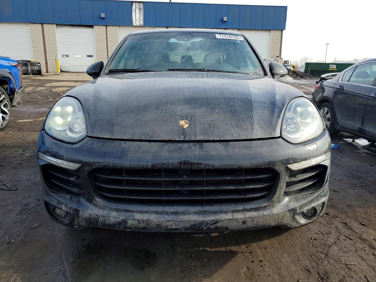 2018 PORSCHE CAYENNE photo 5
