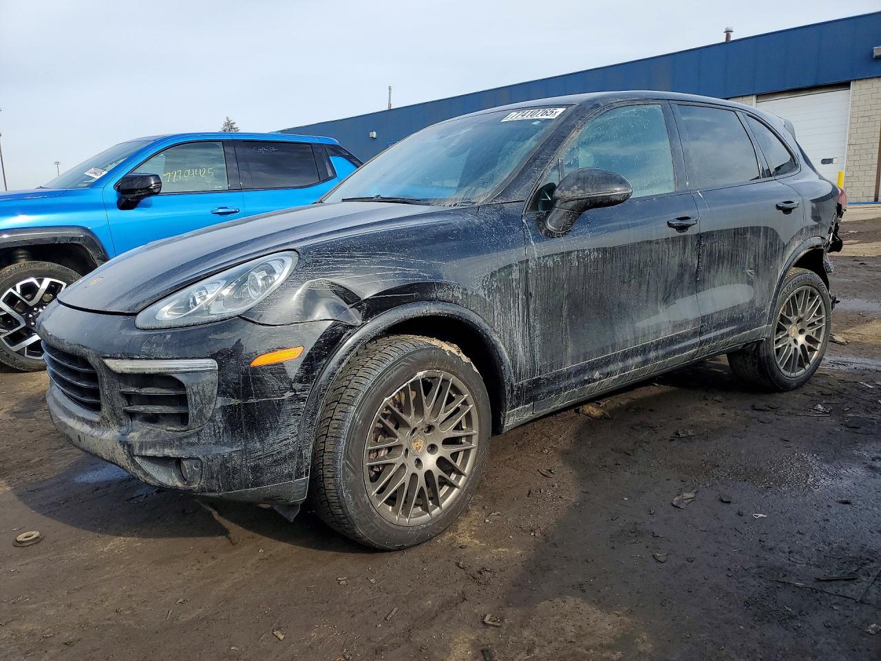 2018 PORSCHE CAYENNE