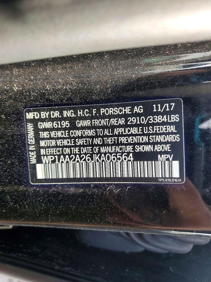 2018 PORSCHE CAYENNE photo 13
