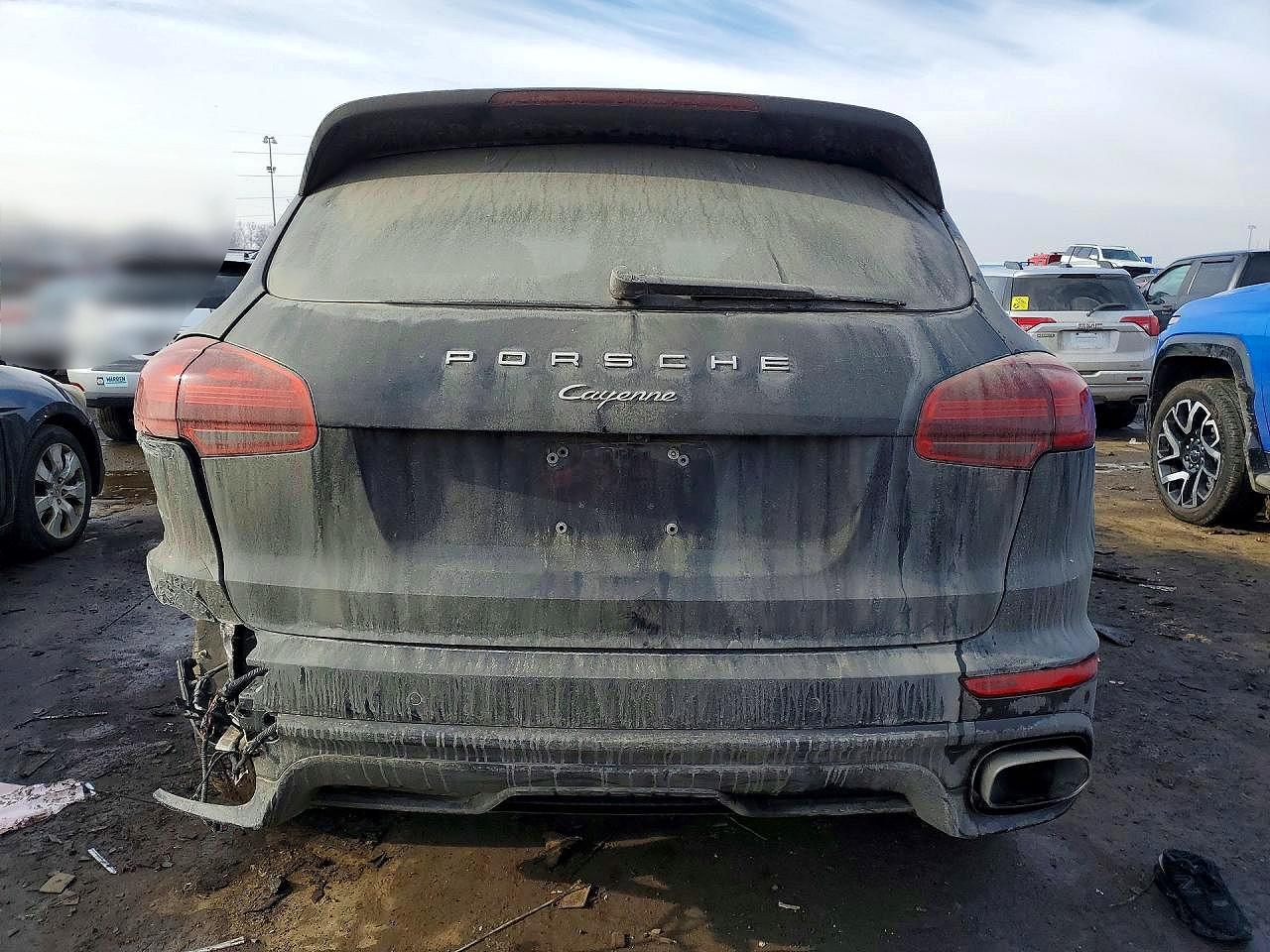 2018 PORSCHE CAYENNE photo 6