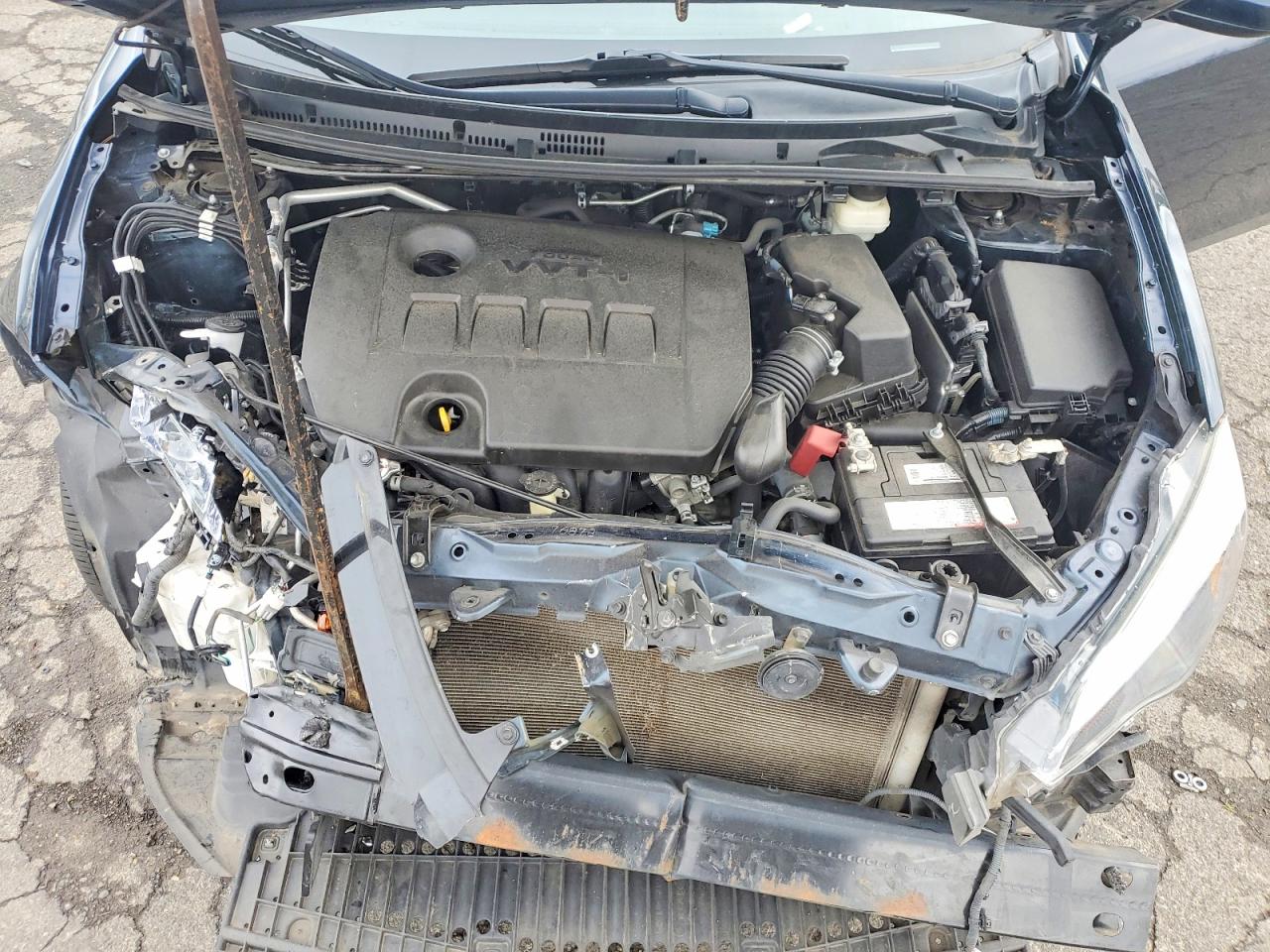 2017 TOYOTA COROLLA LE photo 21