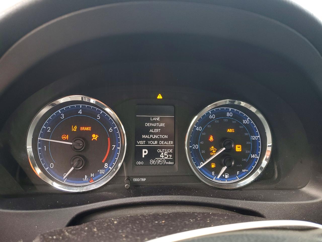 2017 TOYOTA COROLLA LE photo 17
