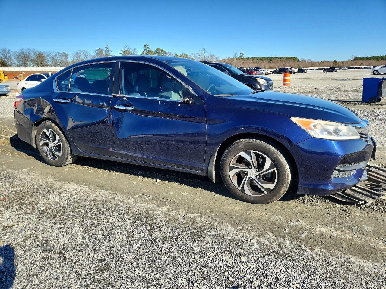 2017 HONDA ACCORD LX photo 7