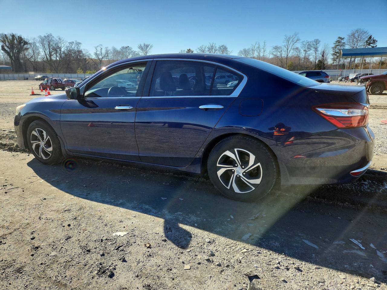 2017 HONDA ACCORD LX photo 3