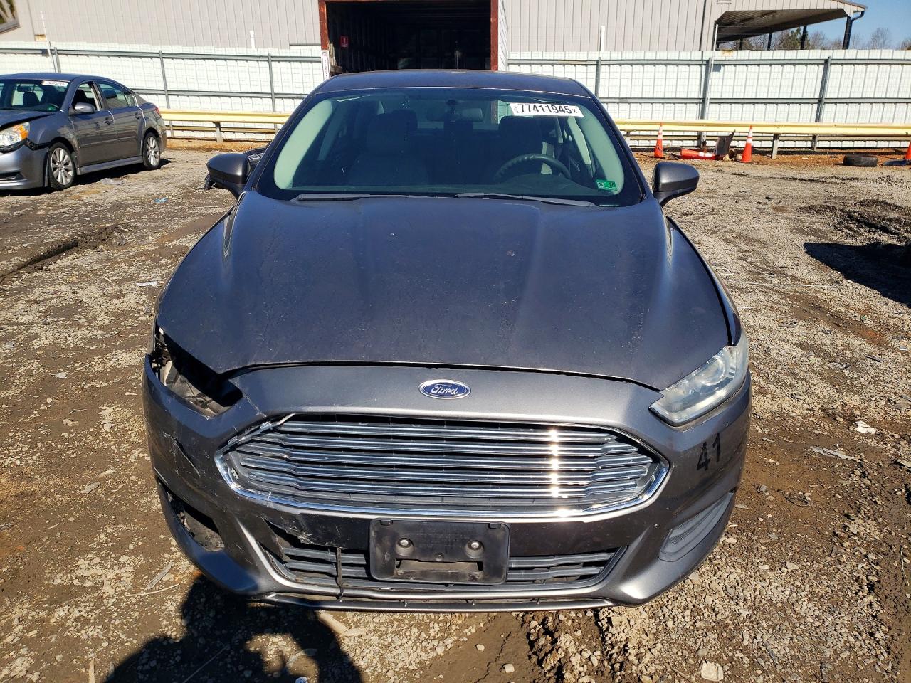 2013 FORD FUSION photo 9