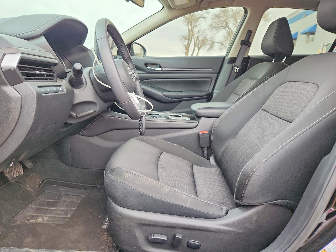 2024 NISSAN ALTIMA SV photo 7