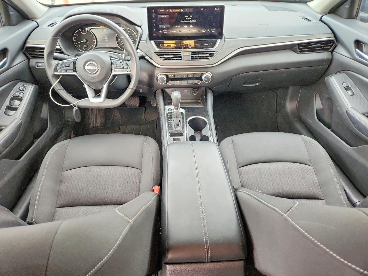 2024 NISSAN ALTIMA SV photo 8