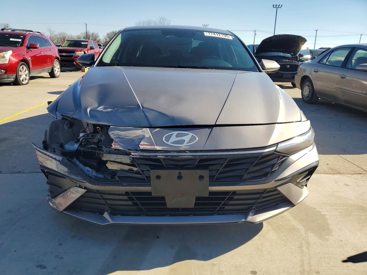 2024 HYUNDAI ELANTRA SEL photo 9
