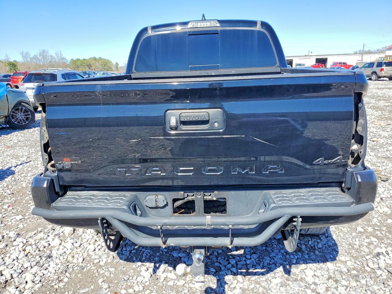 2017 TOYOTA TACOMA TRD OFF-ROAD photo 16