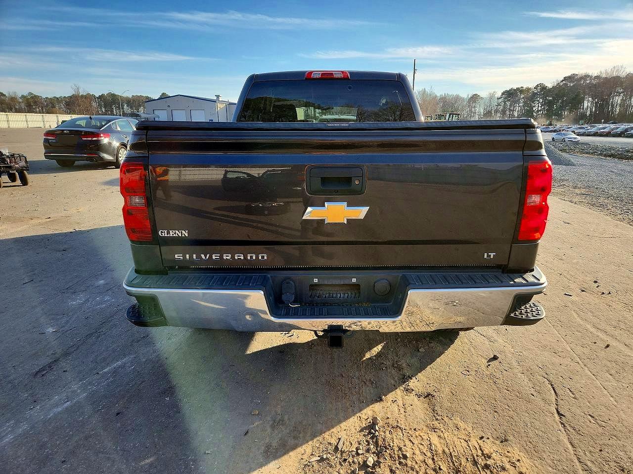 2016 CHEVROLET SILVERADO K1500 LT photo 6