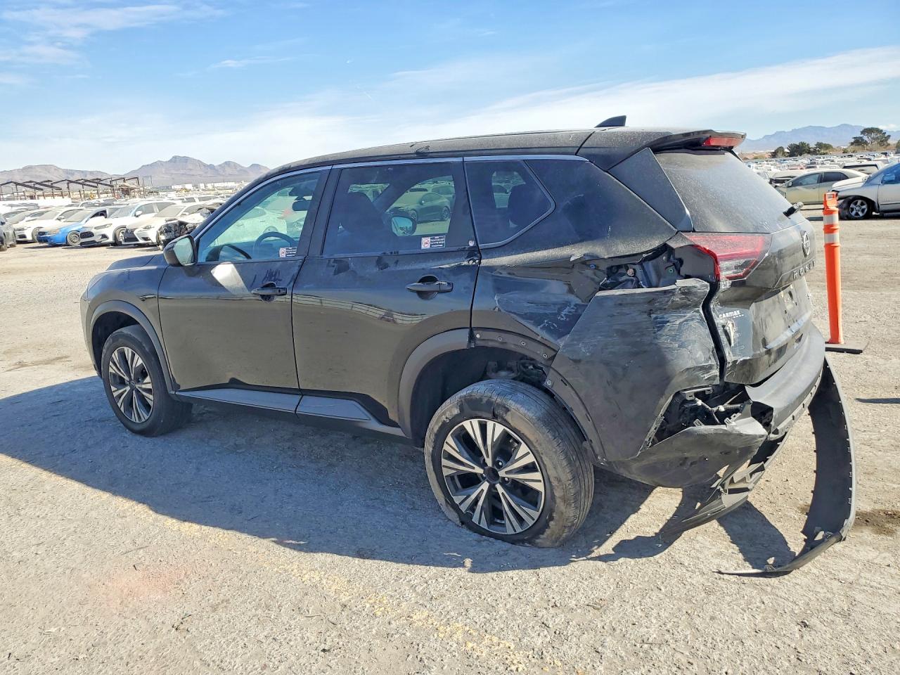 2023 NISSAN ROGUE SV photo 3