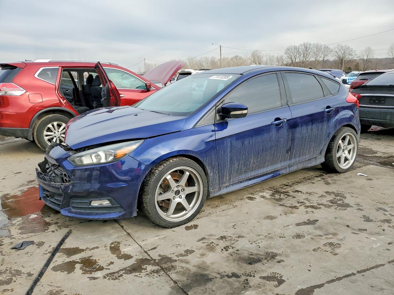 2017 FORD FOCUS