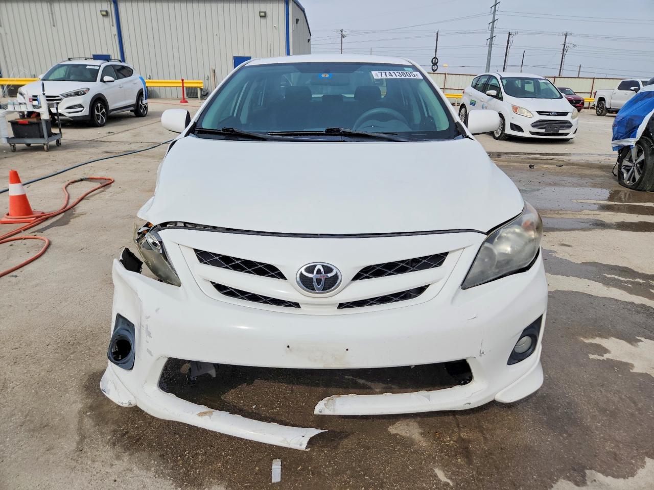 2011 TOYOTA COROLLA S photo 9