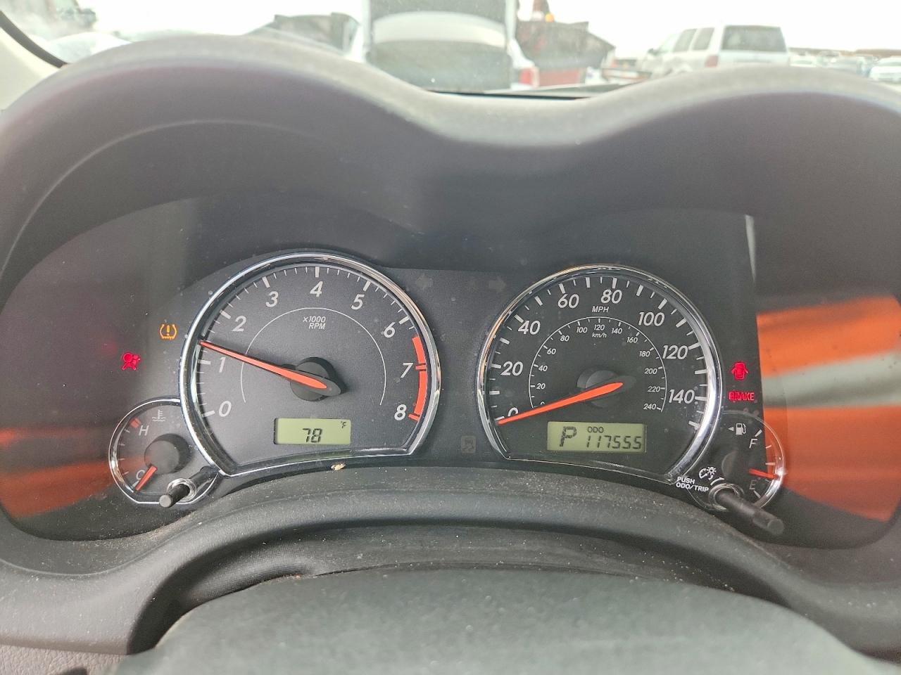 2011 TOYOTA COROLLA S photo 17