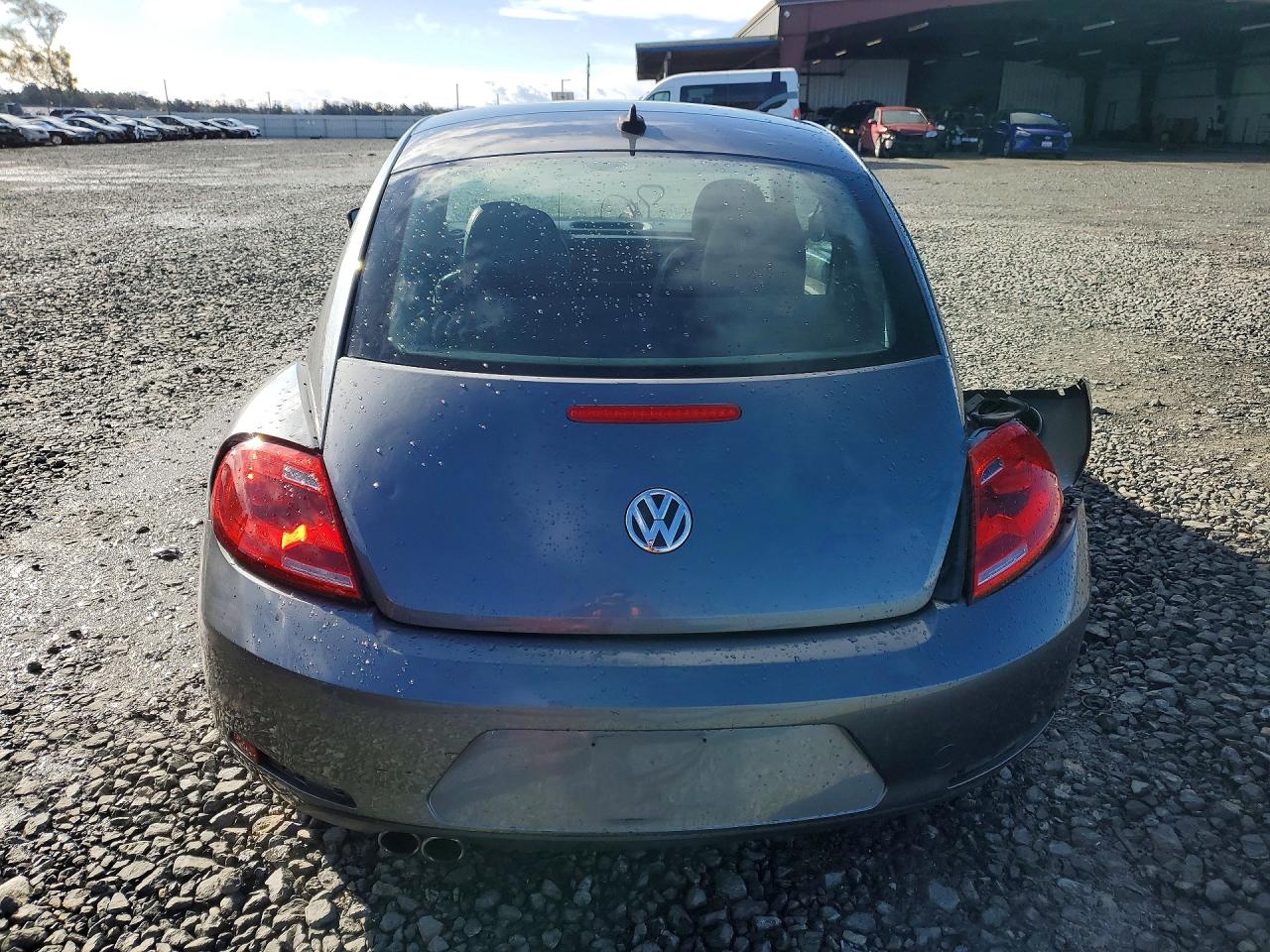 2014 VOLKSWAGEN BEETLE TURBO photo 6