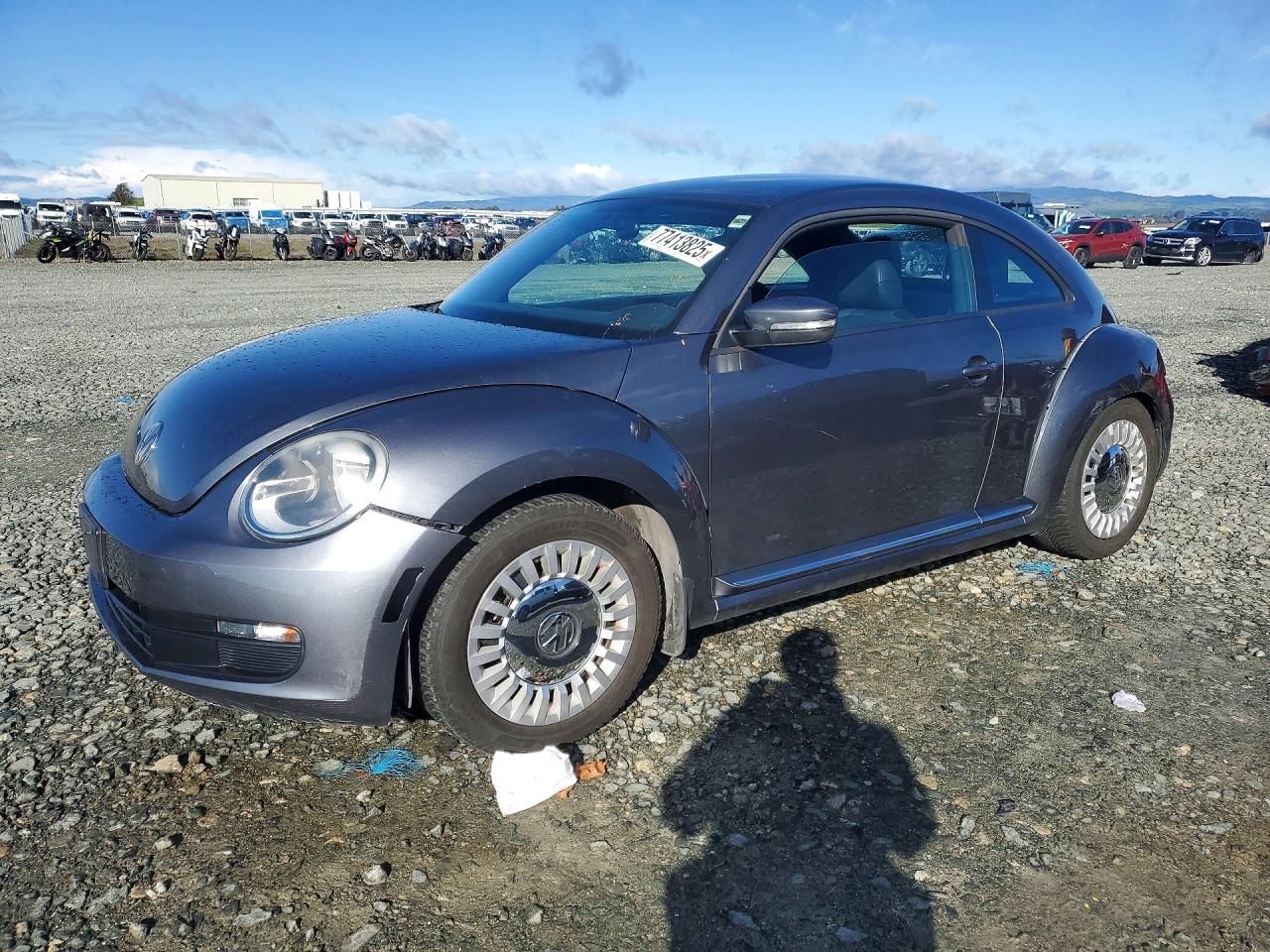 2014 VOLKSWAGEN BEETLE
