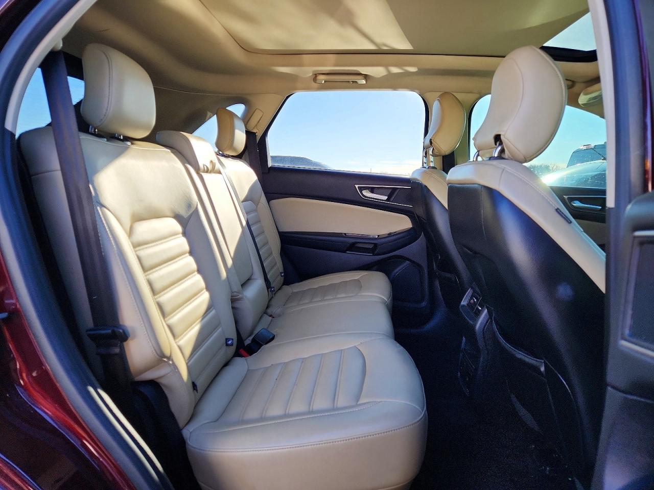 2017 FORD EDGE SEL photo 11
