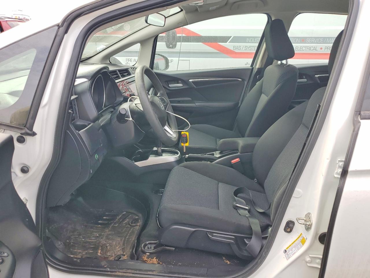2019 HONDA FIT LX photo 7