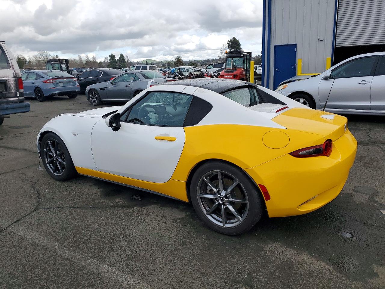 2021 MAZDA MX-5 MIATA GRAND TOURING photo 2