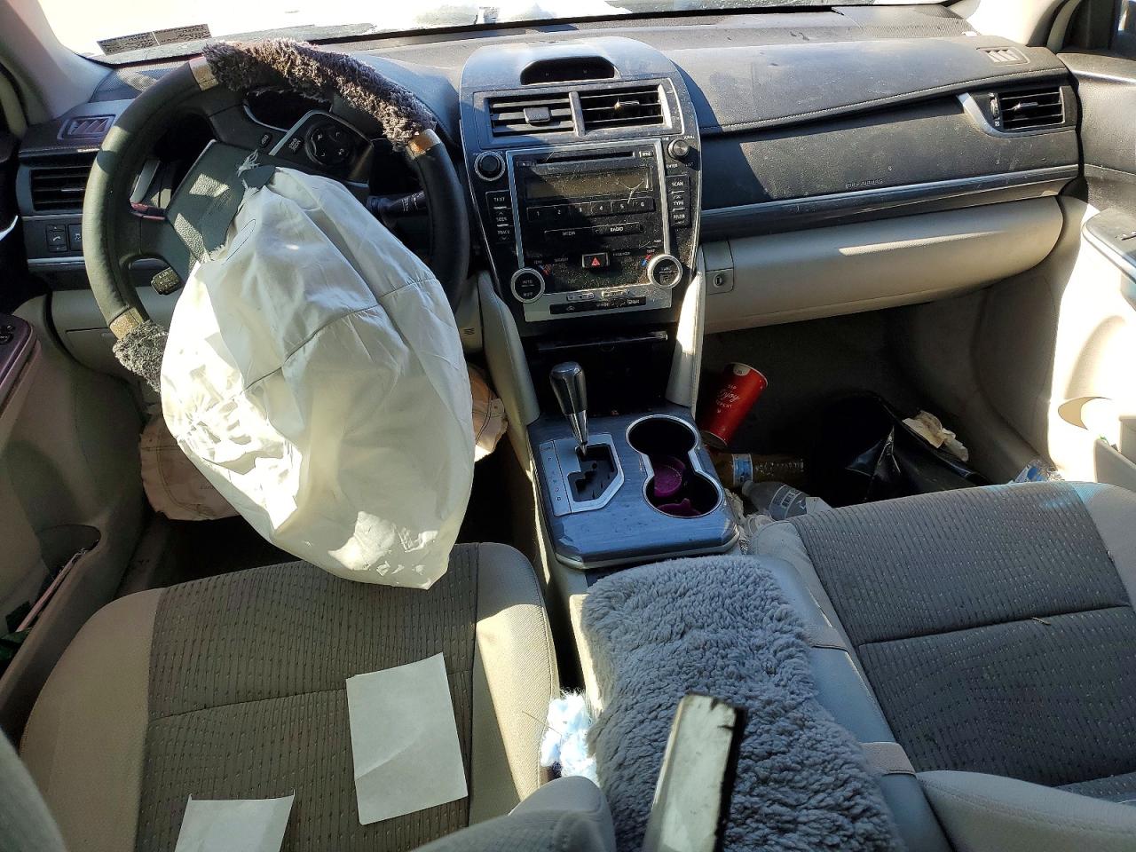 2012 TOYOTA CAMRY HYBRID photo 22